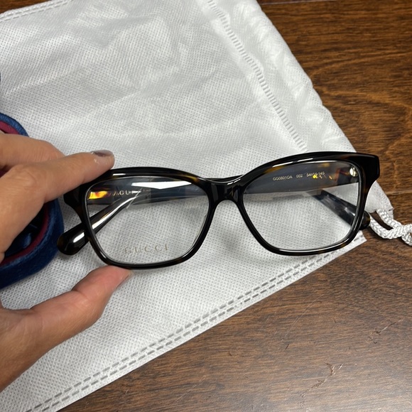 Gucci eyeglasses new main image 4